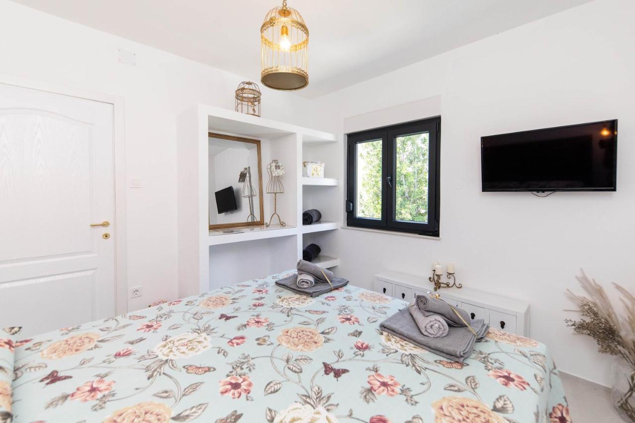 Gloria Luxury Suite Apartment Crikvenica Bagian luar foto